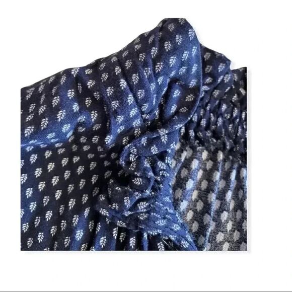 H&M Navy & White Print Sleeveless Ruffled Waist Hi-Lo Throw On Dress SZ 8 - Picture 3 of 7